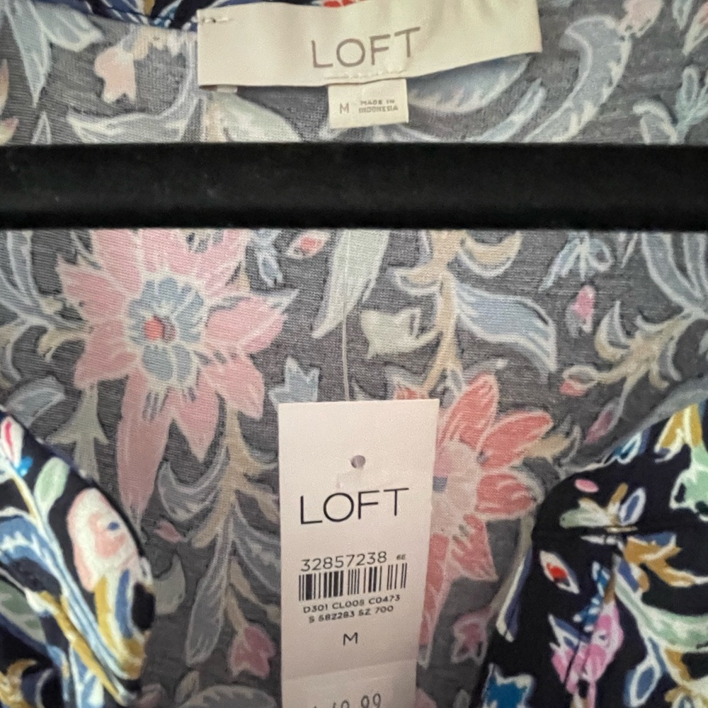 Loft Top - Picture 2 of 4